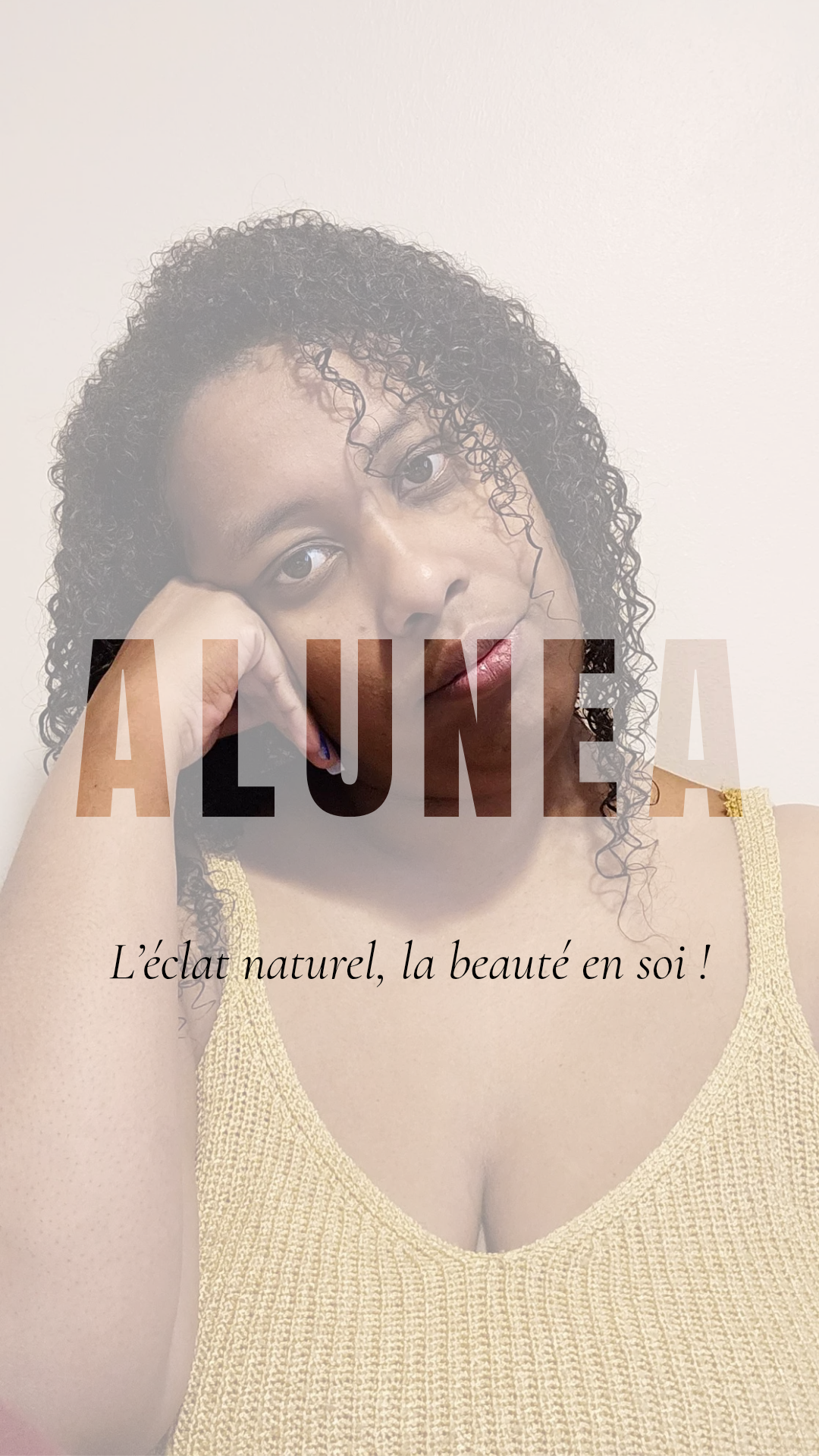 Olga - créatrice d'Alunéa, bijoux en pierres naturelles